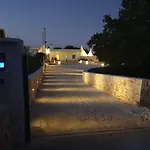 Trulli Dal Sole Alla Luna