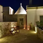 Trulli Dal Sole Alla Luna