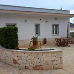 Holiday home Trulli Dal Sole Alla Luna *