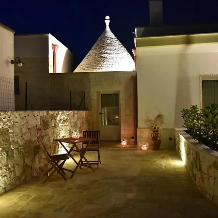 Trulli Dal Sole Alla Luna