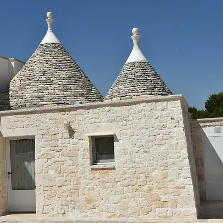 Trulli Dal Sole Alla Luna