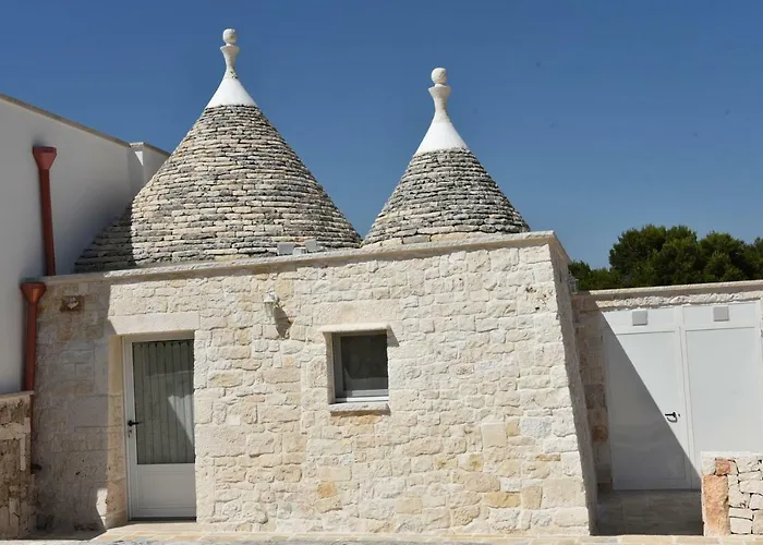 Trulli Dal Sole Alla Luna